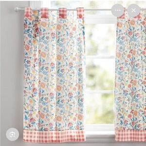 Pioneer Woman Mazie floral cotton Curtain Set